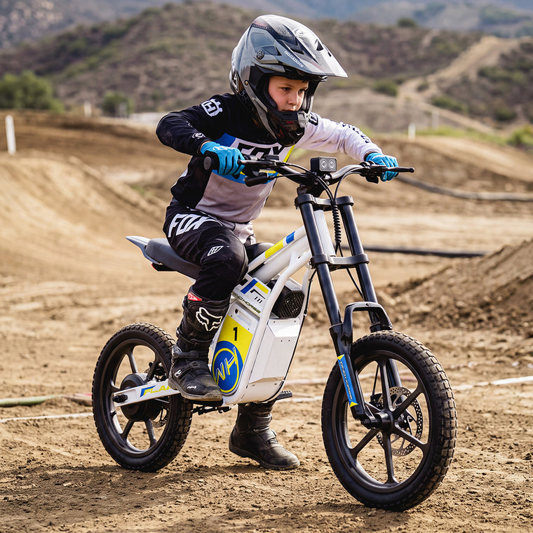 Moto looks, moto feel