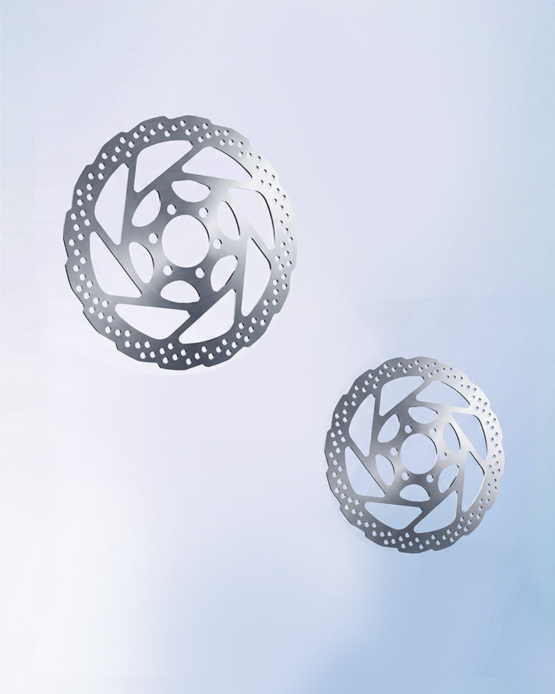 Front & rear disc brakes